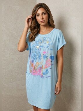 Plus Size Blue Graphic T-Shirt - Size 2X